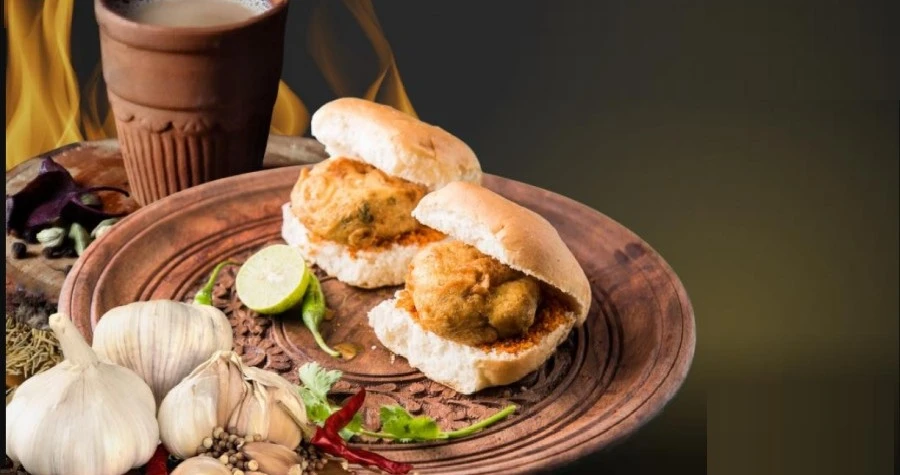 BollyBites Vadapav