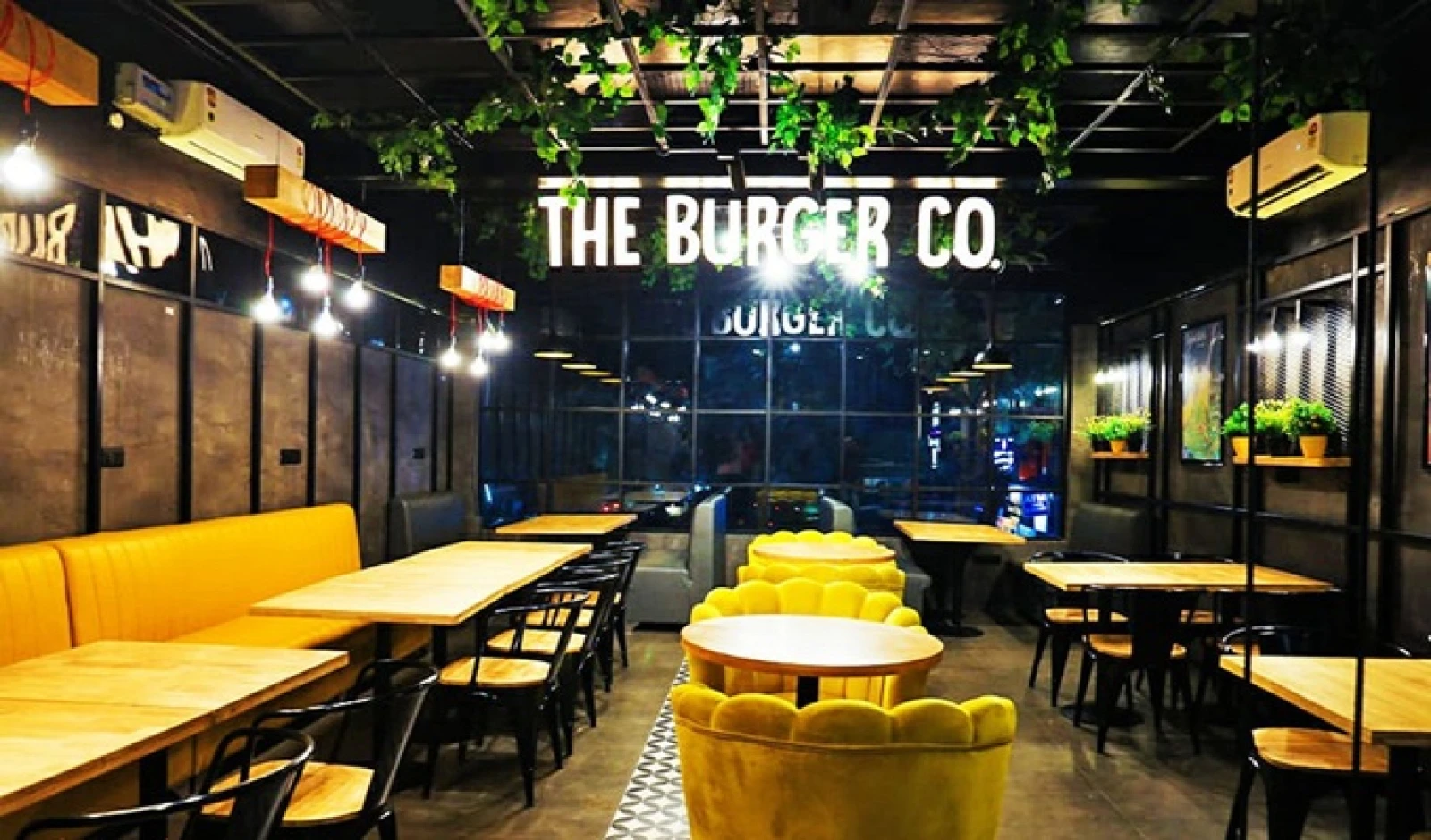 The Burger Company Reaches 150 Stores, Sets Sights on 250 by 2027 image