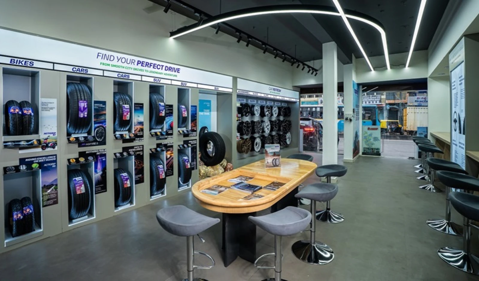 Apollo Tyres opens first Super Premium Retail Outlet in Bangalore