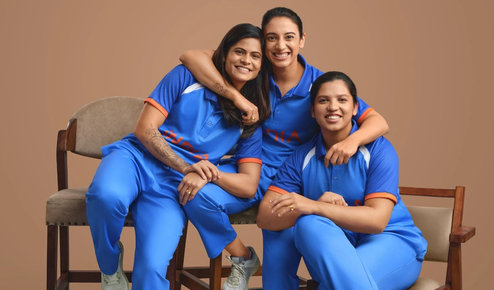 Tanishq ने भारतीय महिला क्रिकेट टीम की विश्व कप जीत का जश्न मनाया