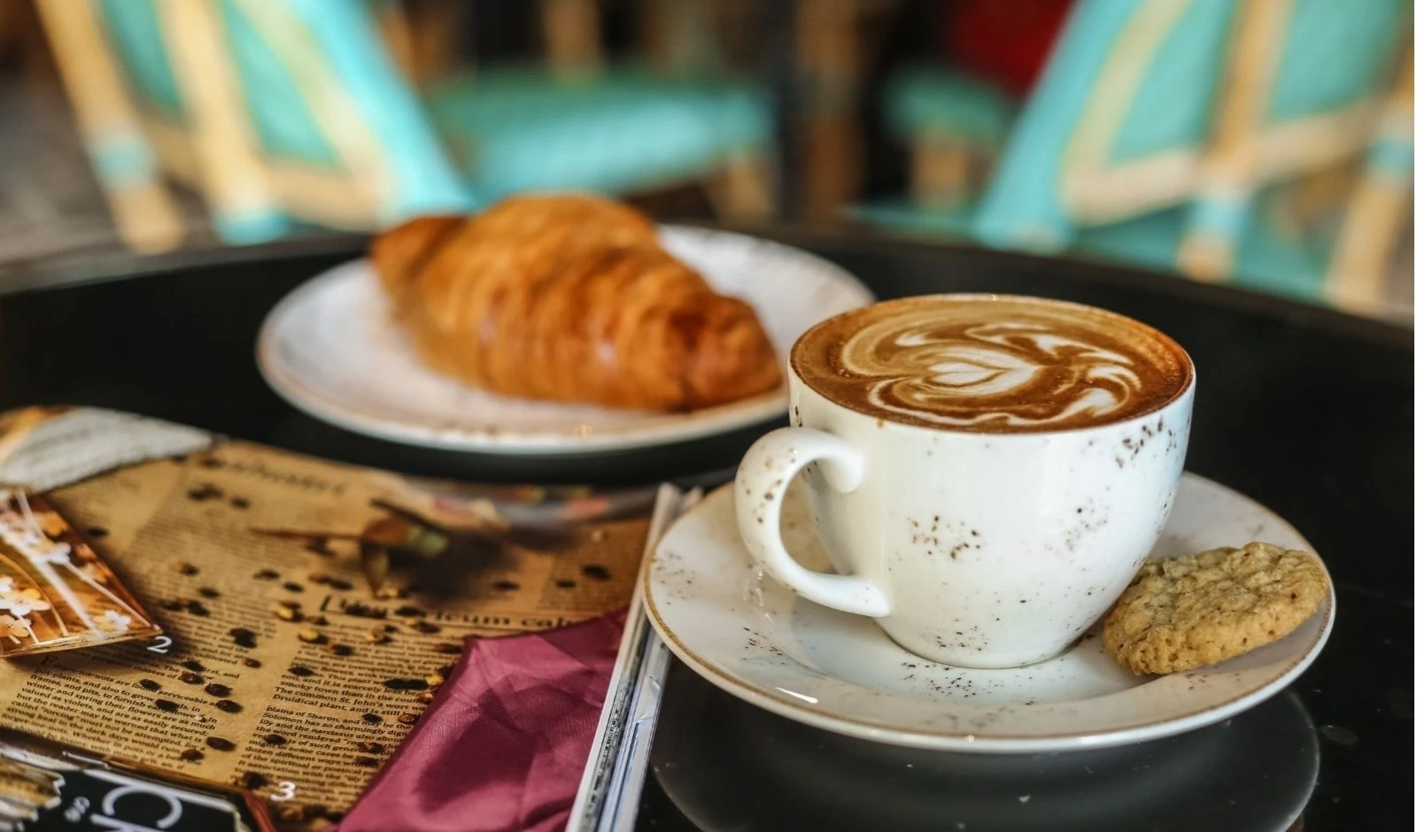 कैफे किस प्रकार टेस्टी फूड के लिए खास डेस्टिनेशन बन रहे हैं, आइए विस्तार से जानें