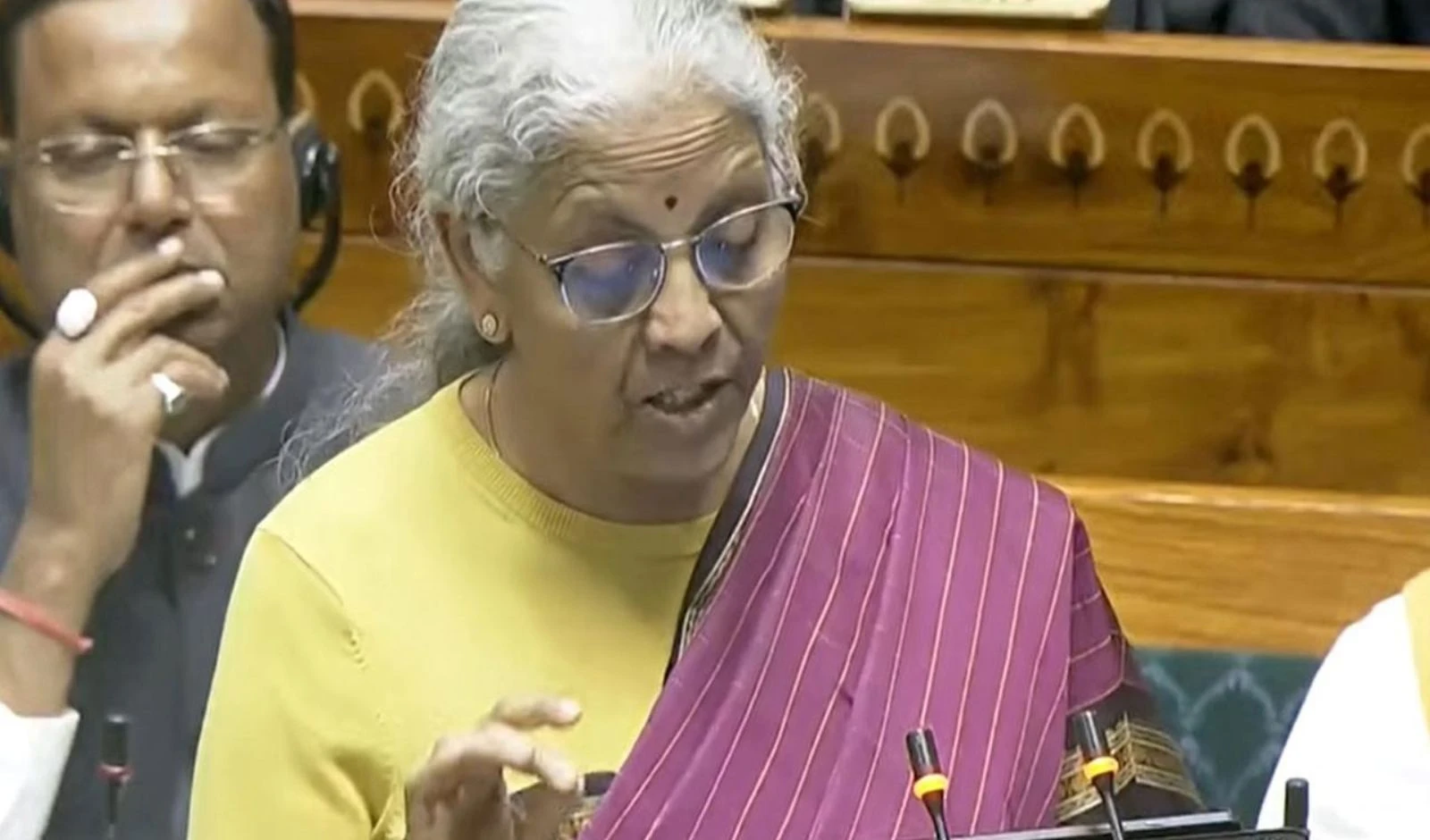 बजट में नई पहल: ऑरेंज इकोनॉमी की शिक्षा को बढ़ावा, 3 नए अखिल भारतीय आयुर्वेद संस्थान भी खुलेंगे image