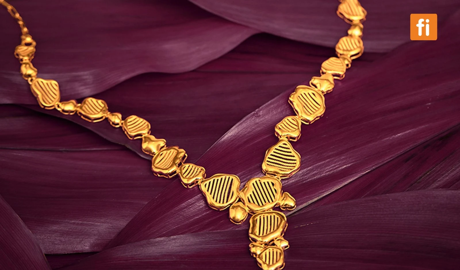 Jewellery retail revenues seen rising 18% in FY27 on high bullion prices: Report image