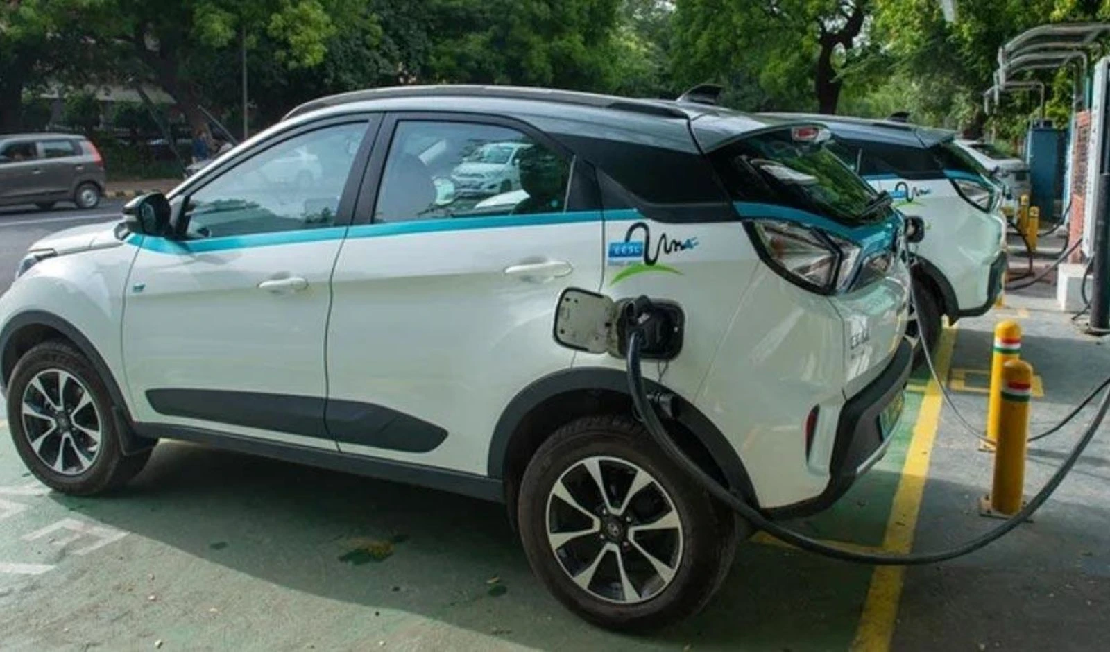 Karnataka Scraps EV Tax Exemption, Imposes New Levy image