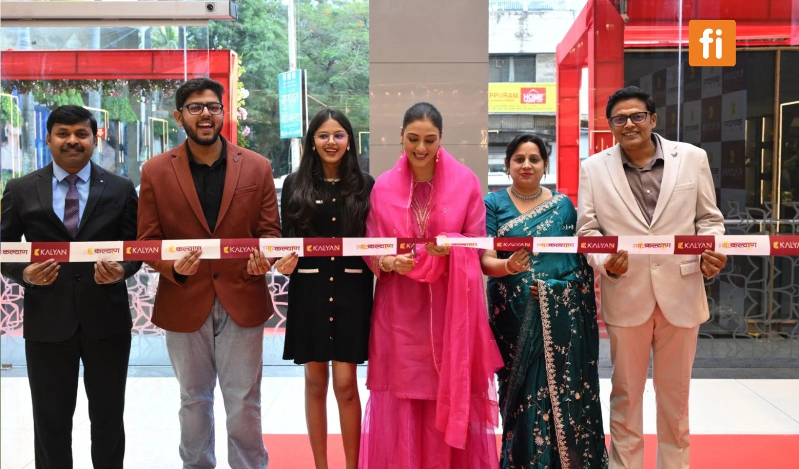 Kalyan Jewellers Redefines Elegance in Nashik with Revamped Showroom, Opened by Tabu