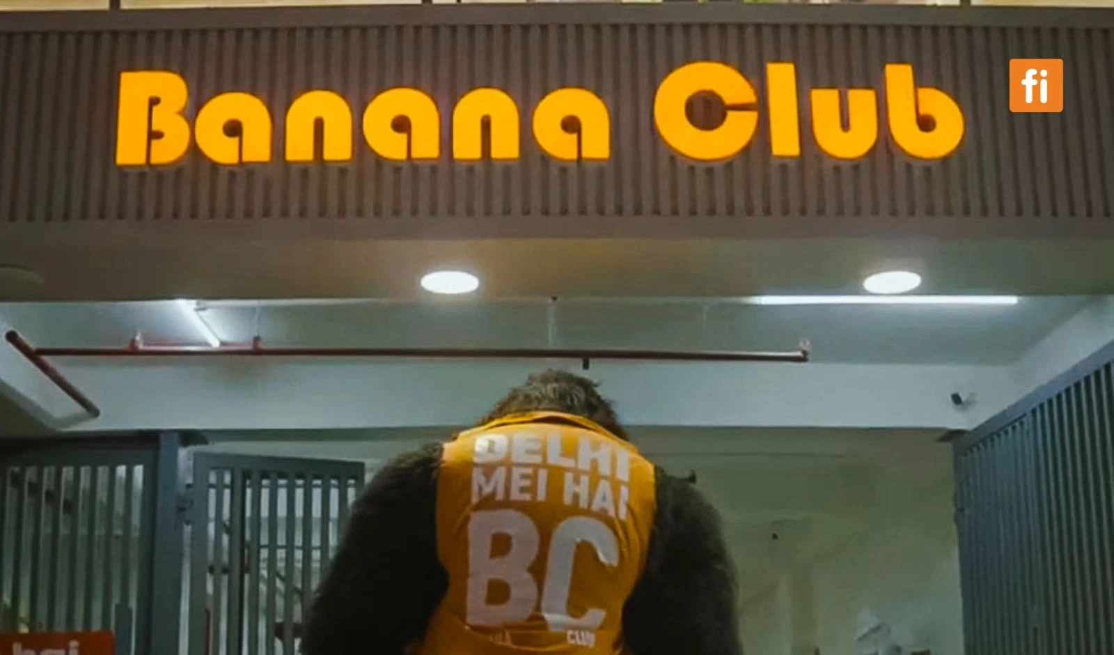 Banana Club Takes Guerrilla Marketing Literally with Gorilla on Delhi Streets