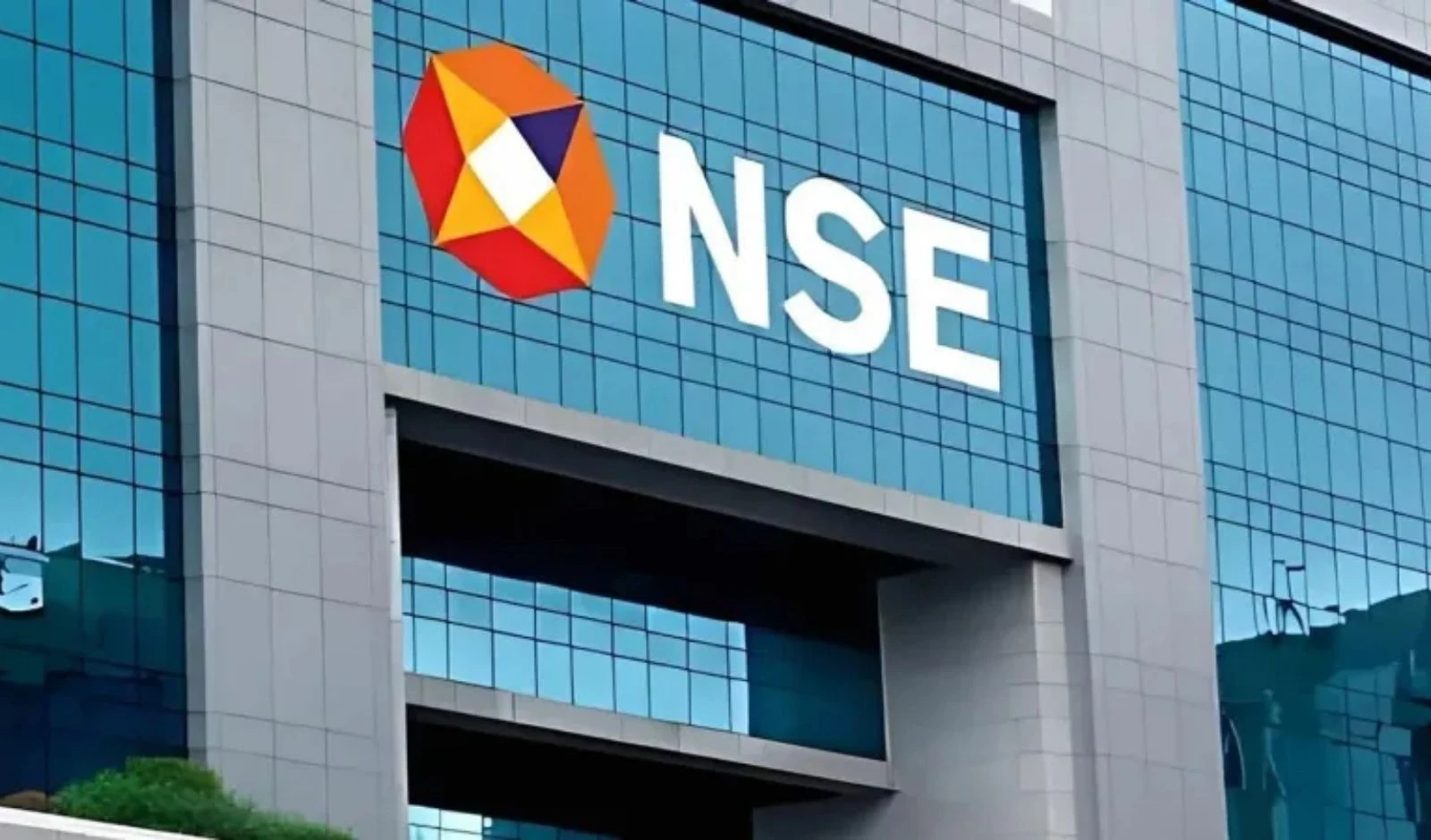 IPO से पहले NSE ने एंकर निवेशकों से जुटाए 6,746.18 करोड़ रुपये image