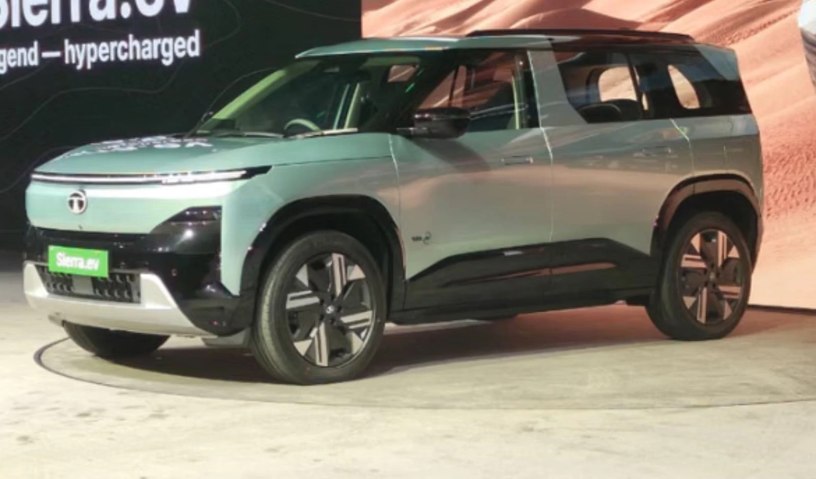 Tata Motors की EV हिस्सेदारी बढ़कर 25% हुई image